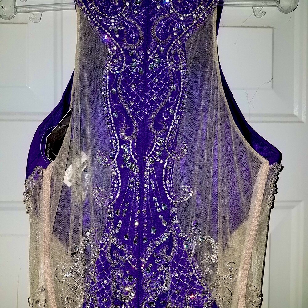 Long prom dress - Picture 2 of 3